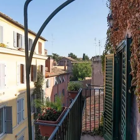 Amazing Terrace In Trastevere Rome